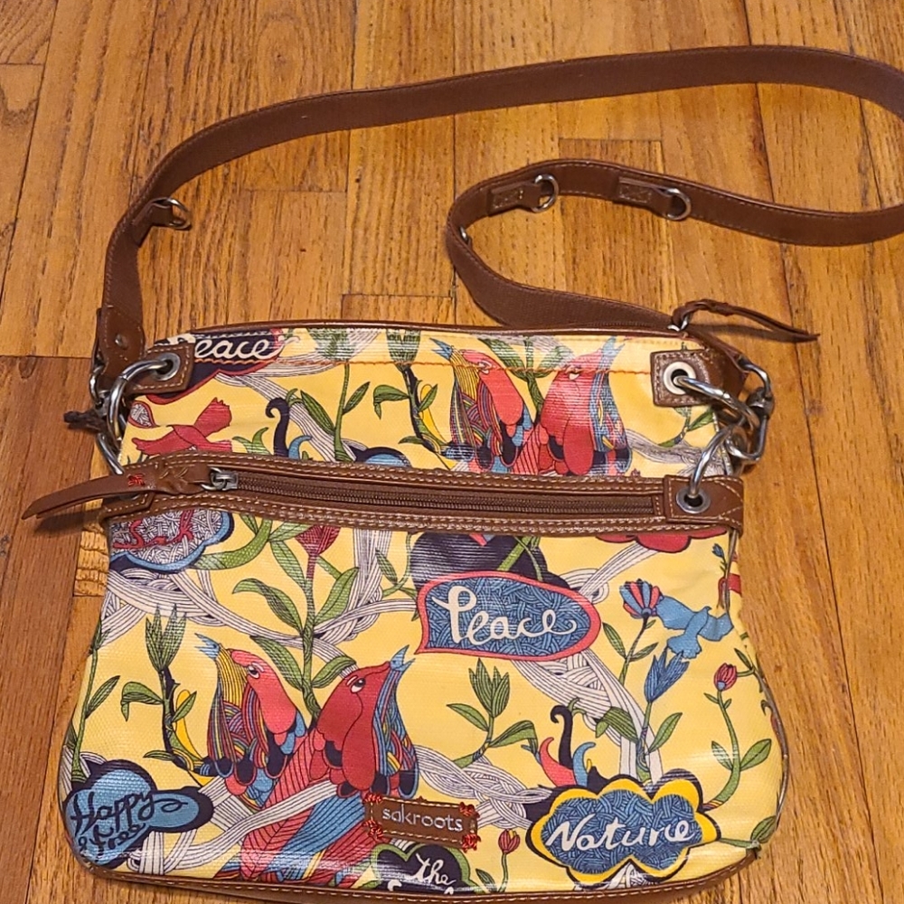 Sakroots Artist Circle Peace Print Crossbody